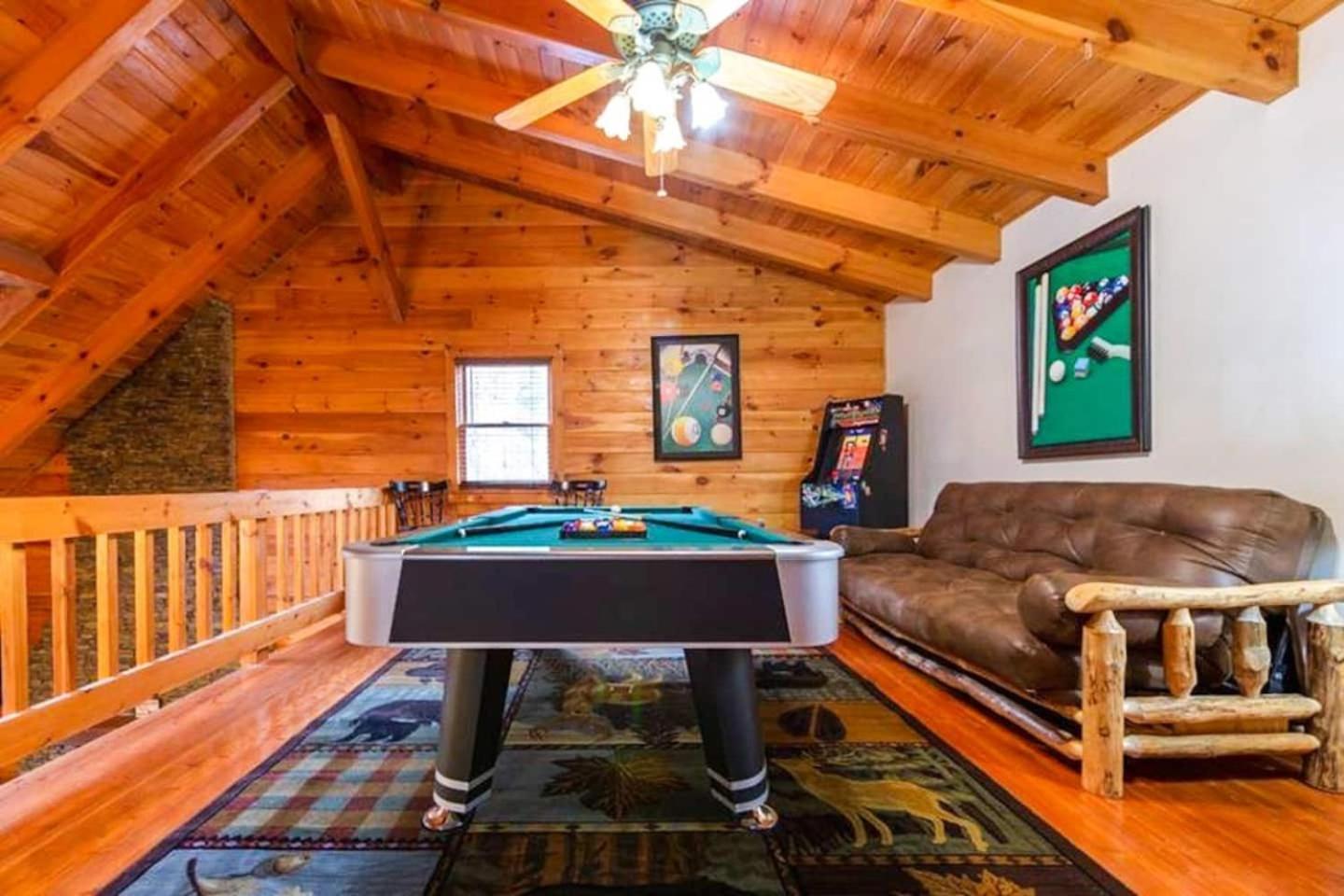 Pigeonforge Cabin Game Roomdog Friendlyhot Tub Pigeon Forge Kültér fotó