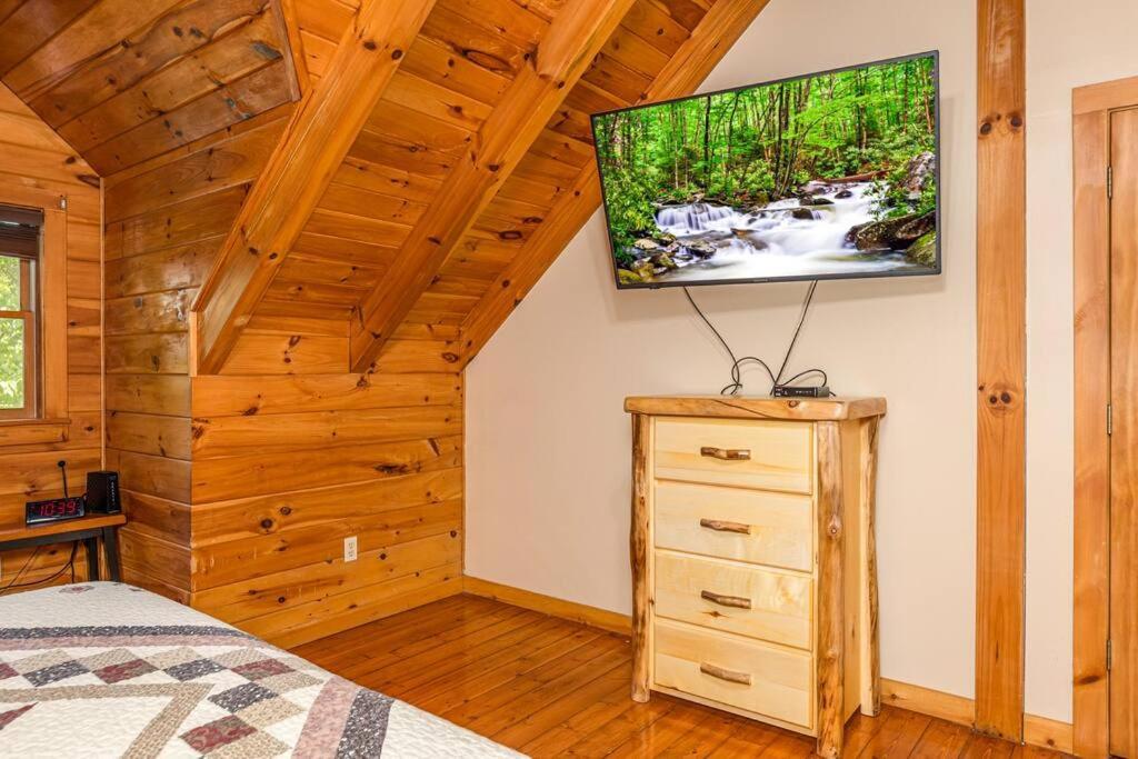 Pigeonforge Cabin Game Roomdog Friendlyhot Tub Pigeon Forge Kültér fotó