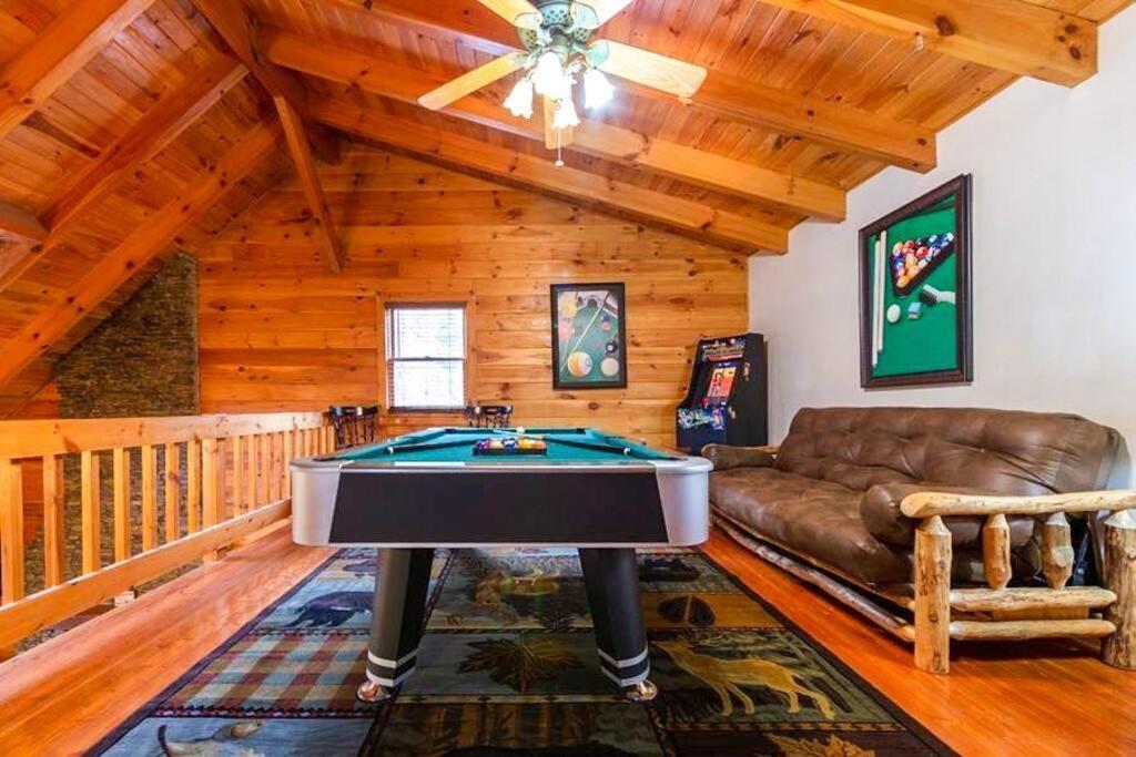 Pigeonforge Cabin Game Roomdog Friendlyhot Tub Pigeon Forge Kültér fotó